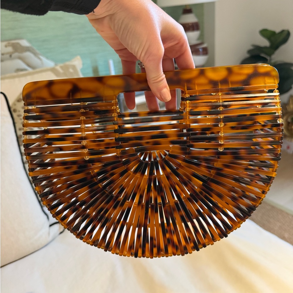 Tuckernuck Amber Bamboo plastic Clutch